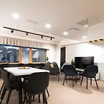 Hostelli Aikatalo *